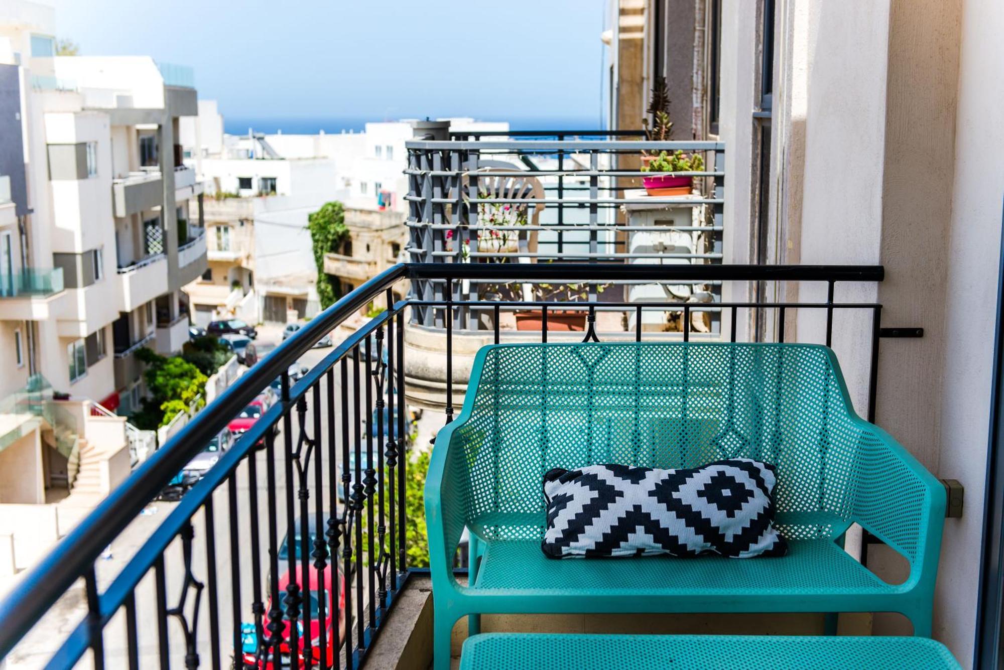 Mediterranean Abode - Spacious Apartment In Swieqi Is-Swieqi Ngoại thất bức ảnh